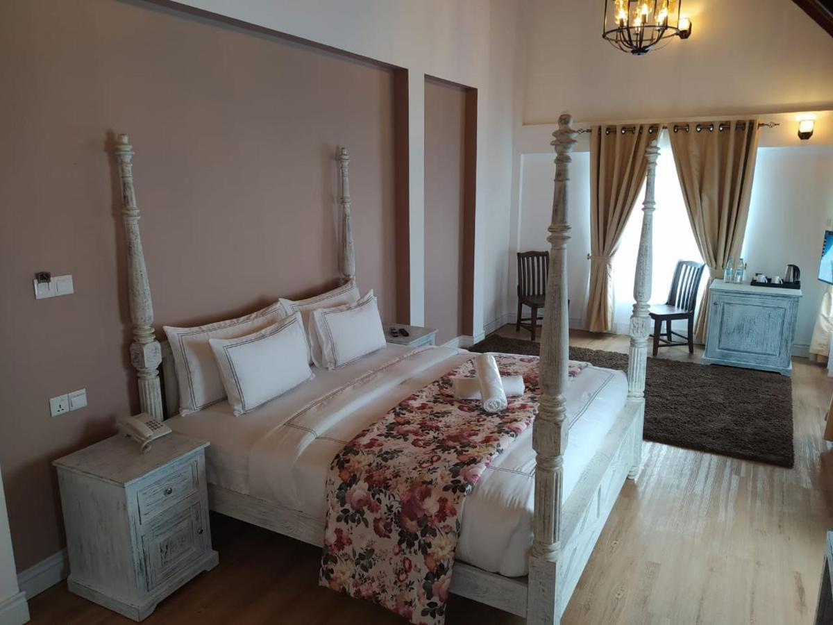Pedro Barn Hotel At Little England Cottages นูวาราเอลิยา ภายนอก รูปภาพ