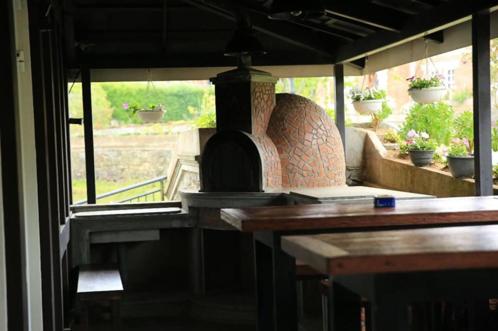 Pedro Barn Hotel At Little England Cottages นูวาราเอลิยา ภายนอก รูปภาพ