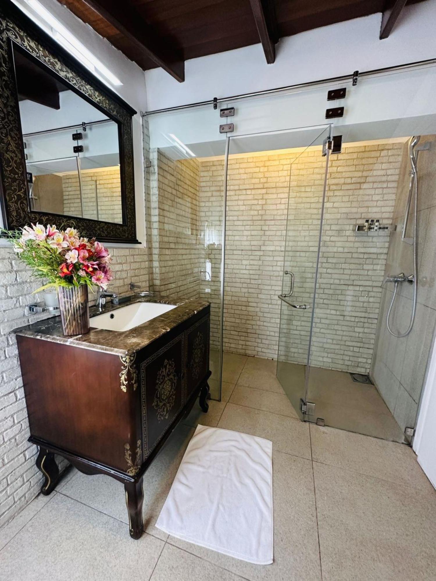 Pedro Barn Hotel At Little England Cottages นูวาราเอลิยา ภายนอก รูปภาพ